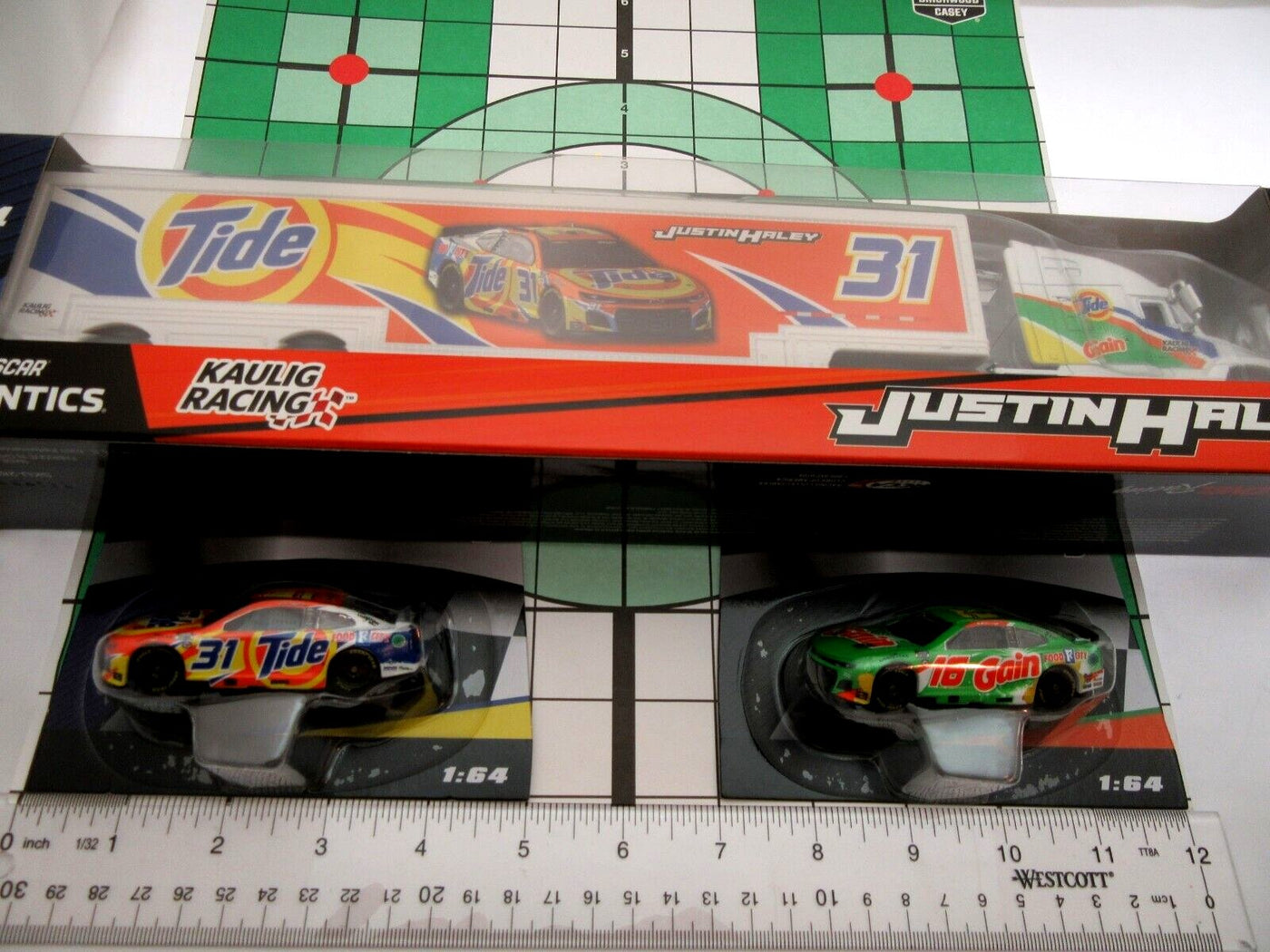 Tide & Gain Rig & Cars Justin Haley & AJ Allmendinger NASCAR  Die Cast 1:64