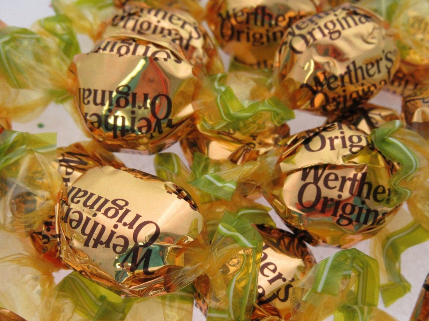 Werther's Creamy Caramel Apple Filled 8oz Werthers Hard Candy ~ Half Pound Sweet