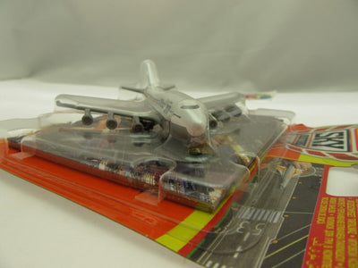 Matchbox Sky Busters MBX 6-2 Airliner ~ Die Cast Aircraft