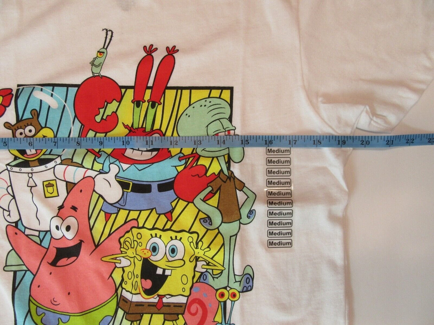 Sponge Bob Square Pants Medium T-Shirt  ~ Size M ~ White T Shirt A