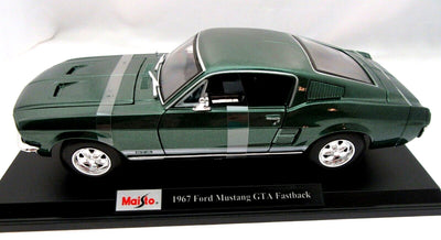 1967 Ford Mustang  GTA Fastback ~ Green ~ 1:18 Metal Die Cast Car ~ Maisto