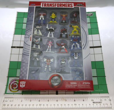 TRANSFORMERS ~ Optimus Prime,  Bumblebee ~ Die Cast ~ 18 Figurines
