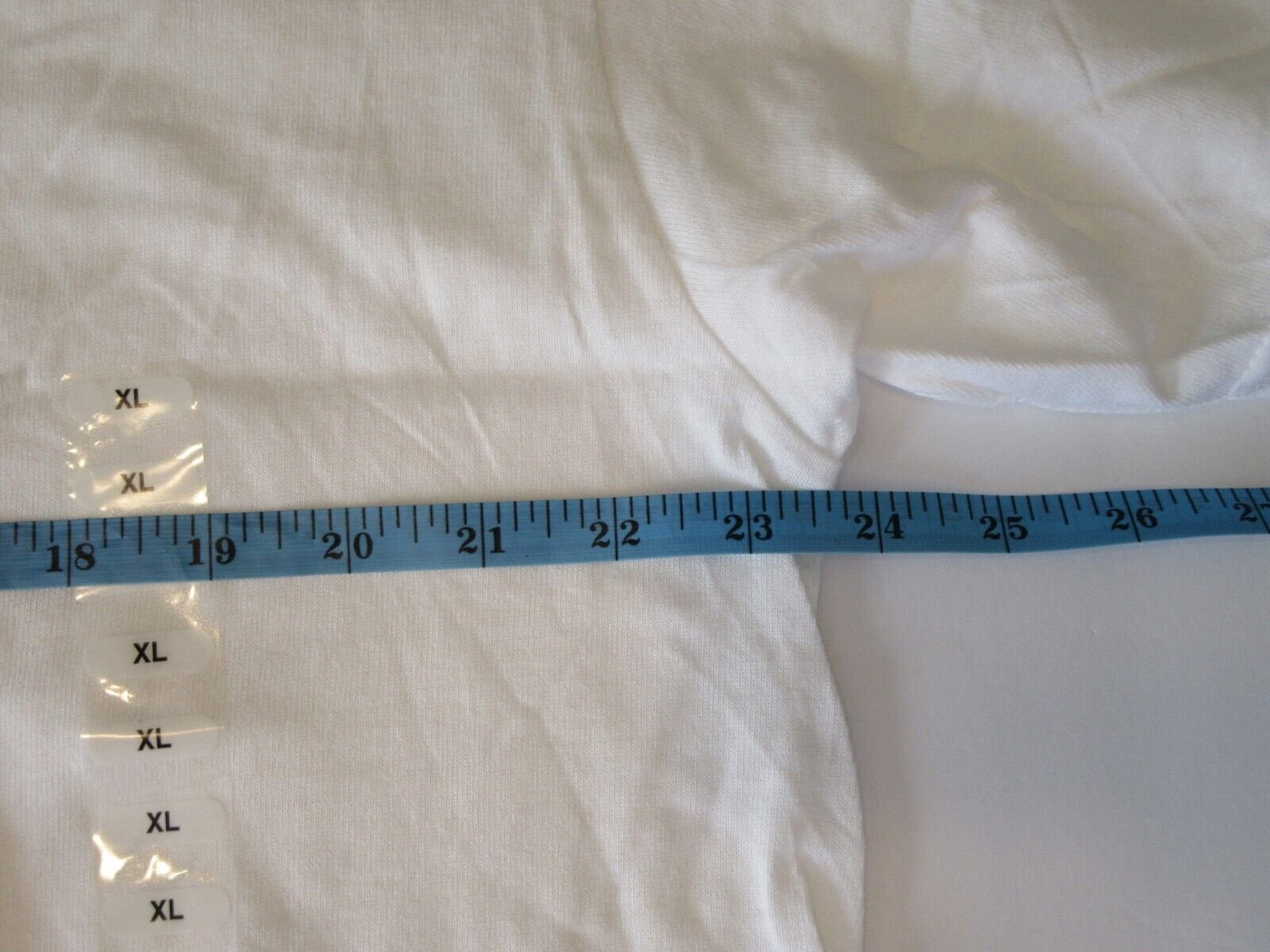 Sponge Bob Square Pants Extra Large T-Shirt  ~ Size XL ~ White T Shirt