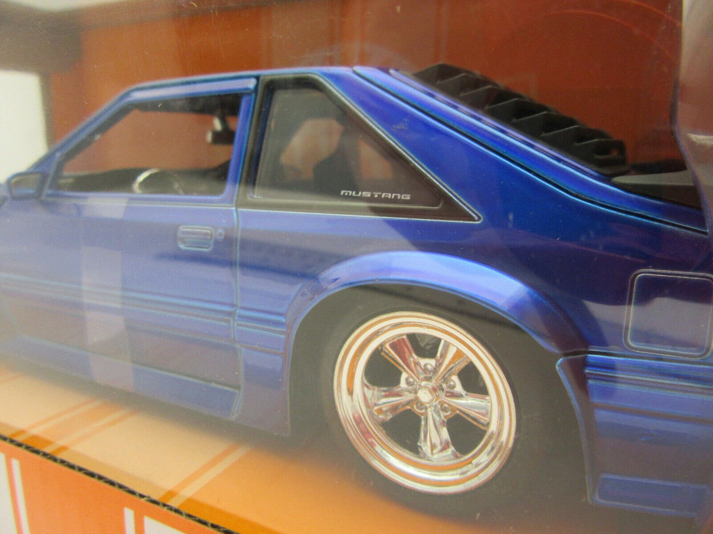 1989 Ford Mustang GT ~ Die Cast Car ~ Bigtime Muscle ~ Blue ~ 1:24