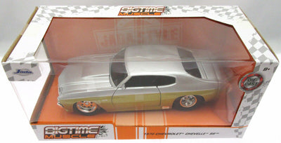 1971 Chevrolet Chevelle SS ~ Die Cast Car ~  Silver & Gold ~ 1:24 scale
