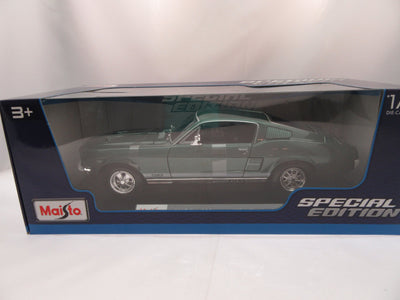 1967 Ford Mustang  GTA Fastback ~ Green ~ 1:18 Metal Die Cast Car ~ Maisto