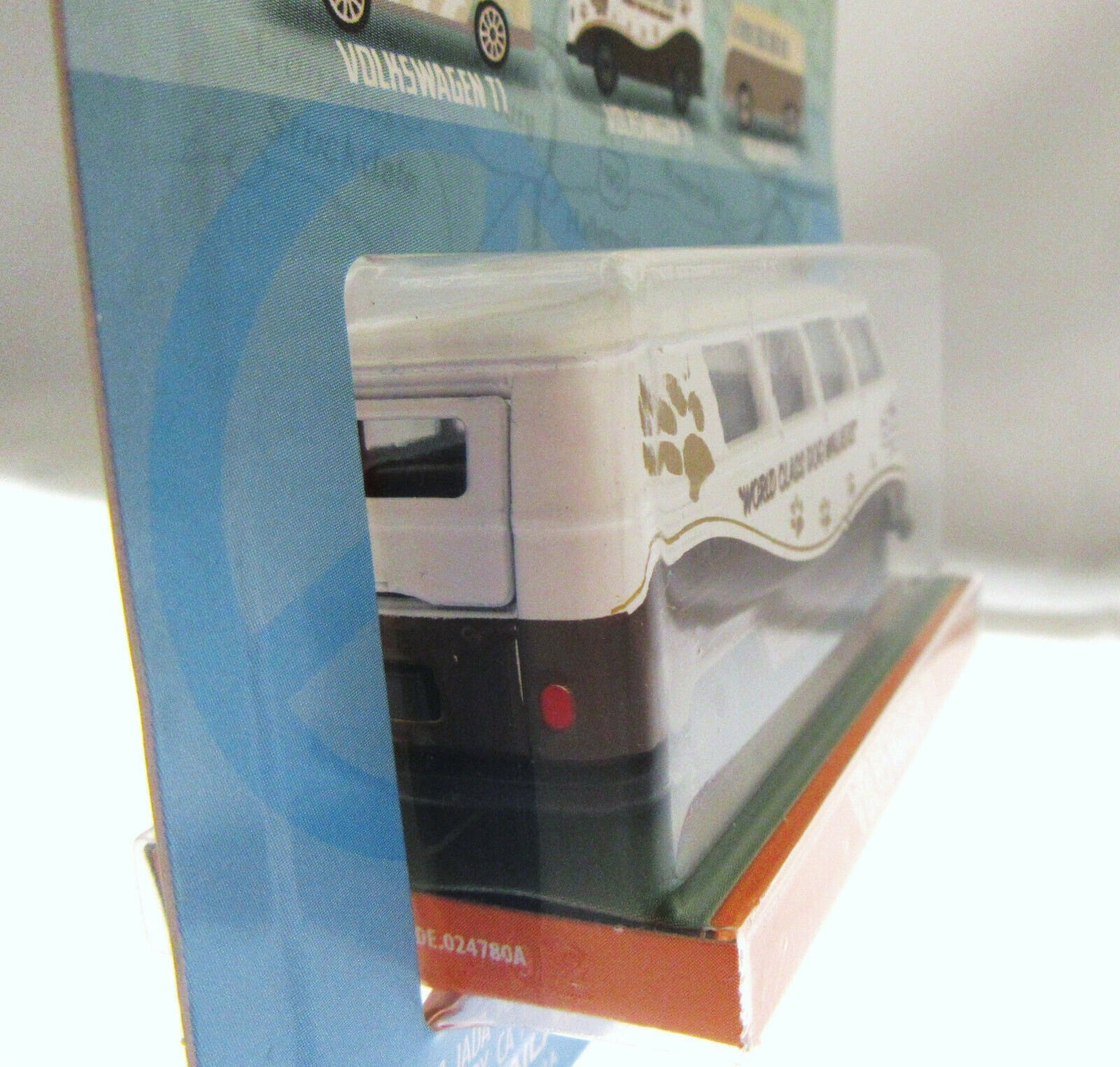 VW T1 Van ~ Punch Buggy ~ Brown & White ~ 1:59 Scale