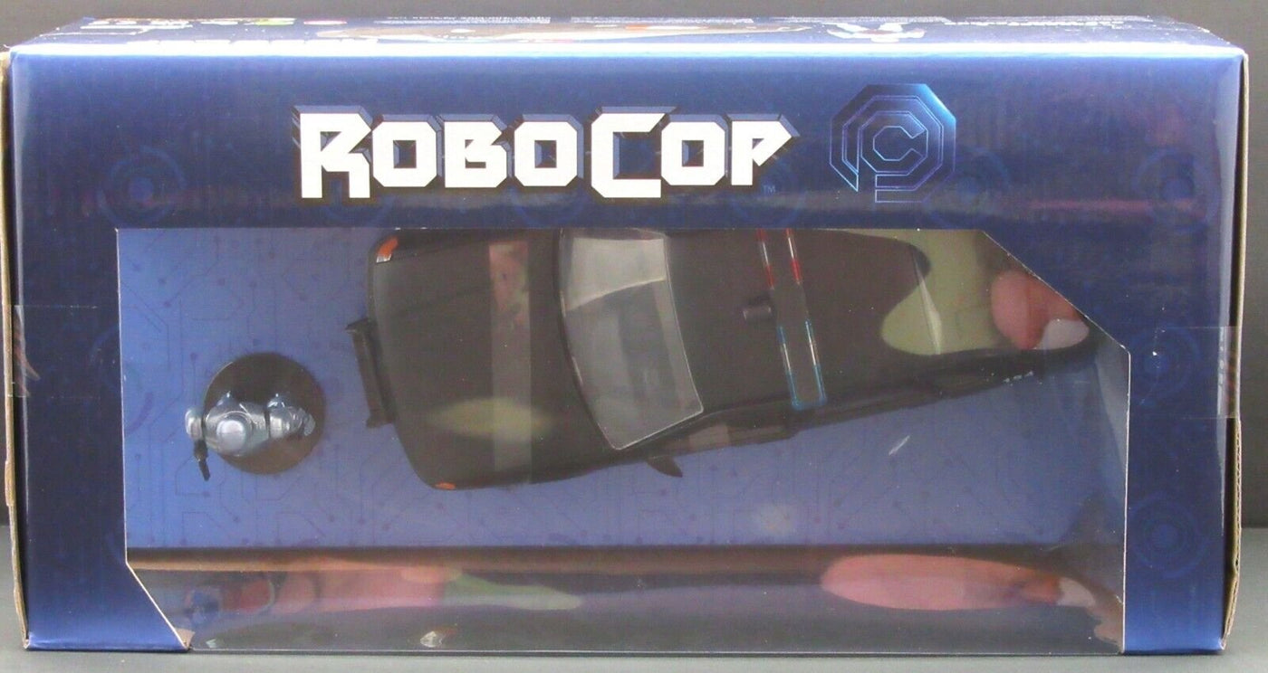 ROBO COP & OCP Ford Taurus ~ Die Cast Figure   1:24 scale