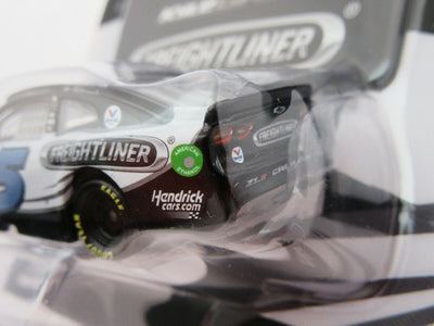 Freightliner Kyle Larson 5 ~ NASCAR Authentics ~ Die Cast Car 1:64 Scale