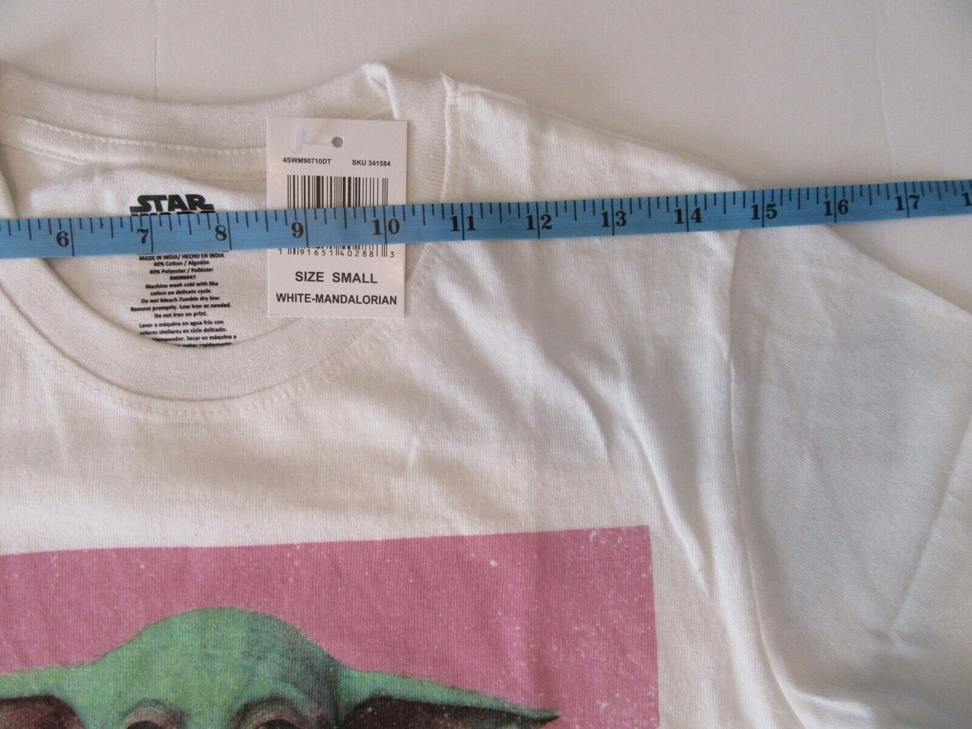 Grogu ~ Baby Yoda Star Wars Small T-Shirt ~ Size Sm ~ White T Shirt
