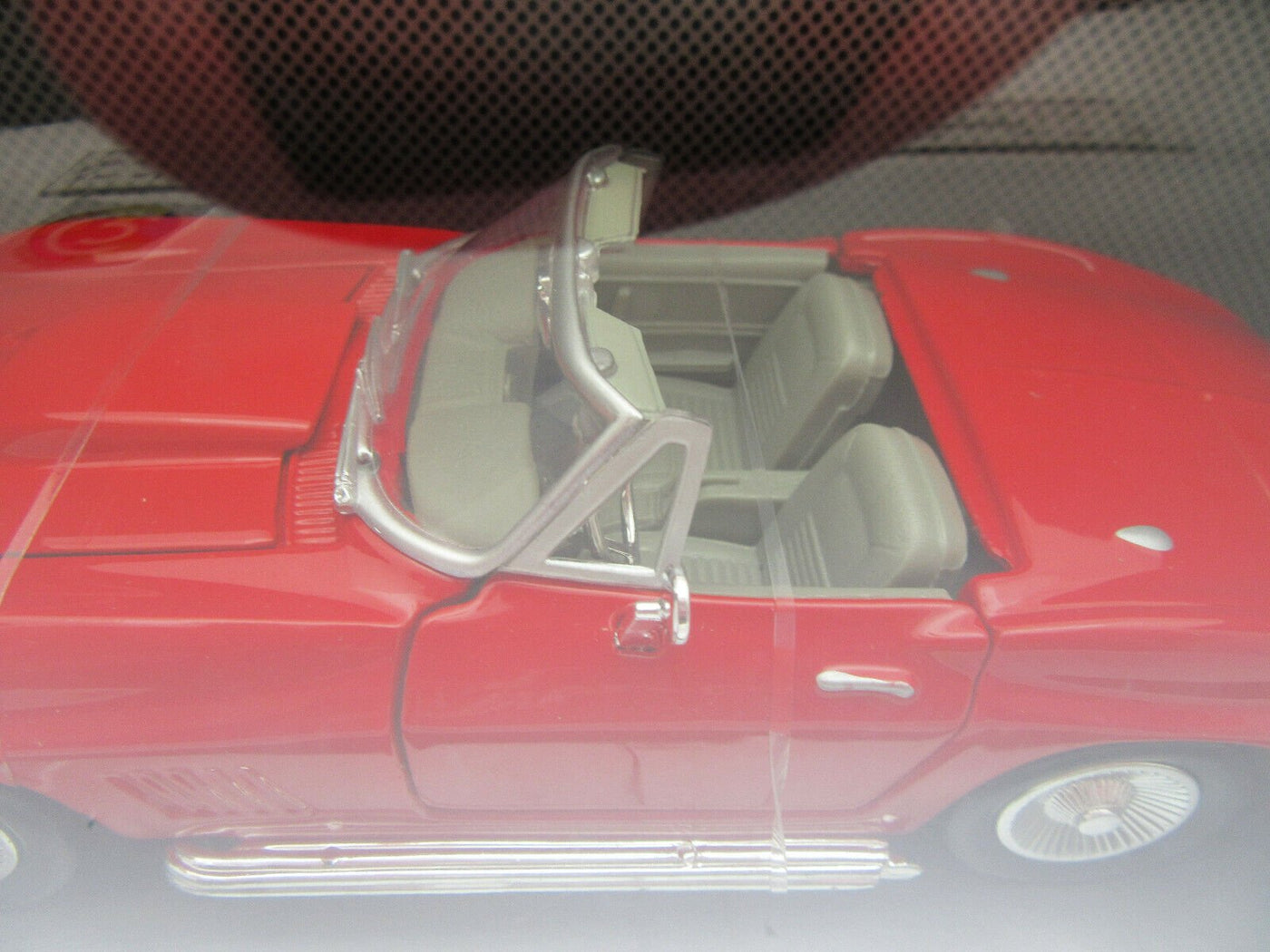 1967 Chevrolet Corvette ~ Red ~ Metal Die Cast Car ~ American Legends ~ 1:24