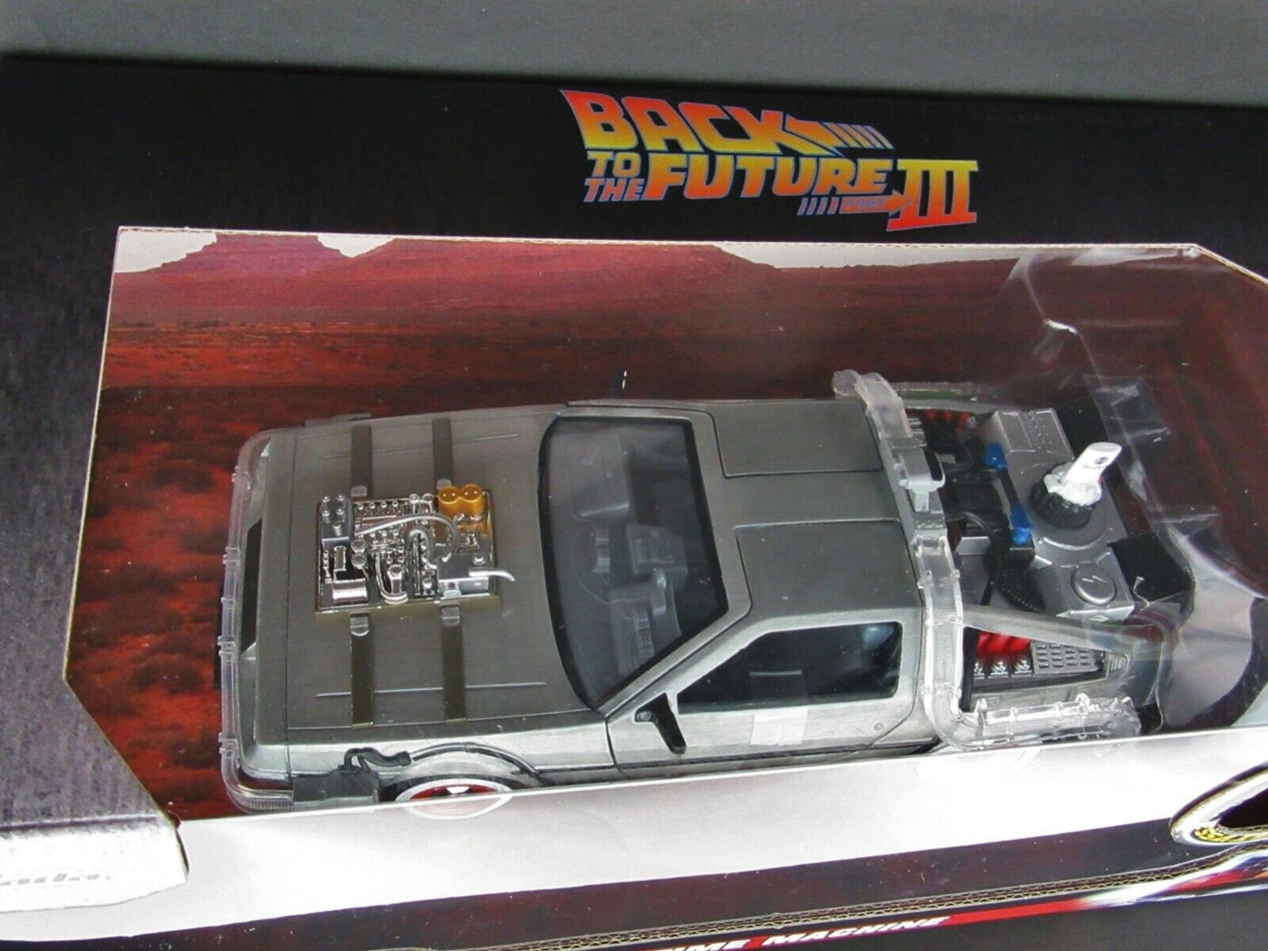 Back to the Future 3 ~ DeLorean Time Machine ~ Metals Die Cast Car ~ 1:24