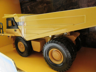 CAT 775E Dump Truck Metal  Caterpillar 1:64 Scale