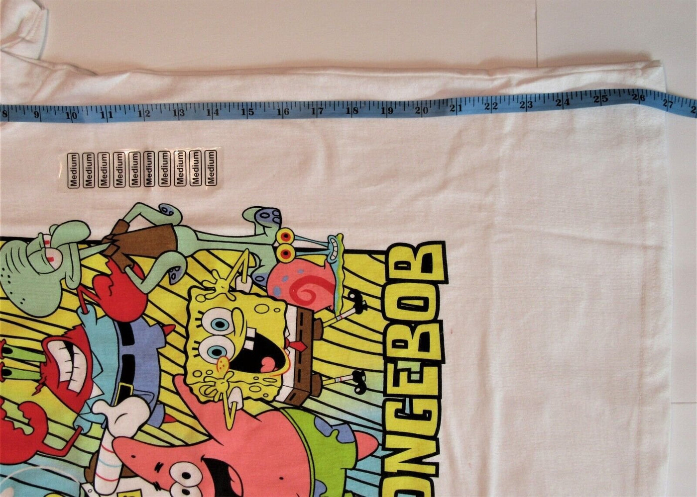 Sponge Bob Square Pants Medium T-Shirt  ~ Size M ~ White T Shirt A