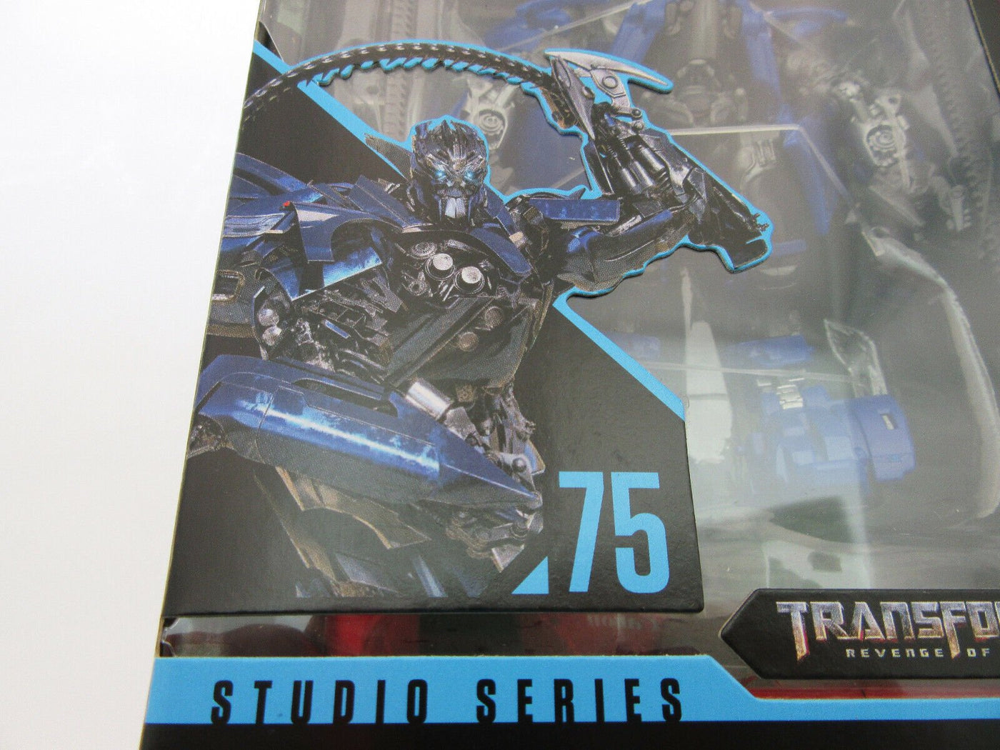 TRANSFORMERS ~ Jolt 75 ~ Chevrolet Impala ~ Studio Series ~ Hasbro