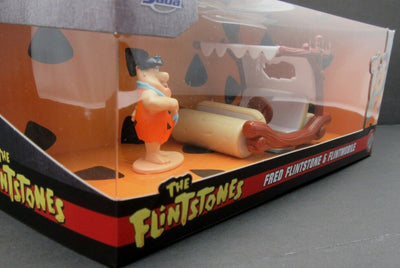 Fred Flinstone and Flintmobile Classic TV Series ~ 1:32 scale ~ Diecast Car