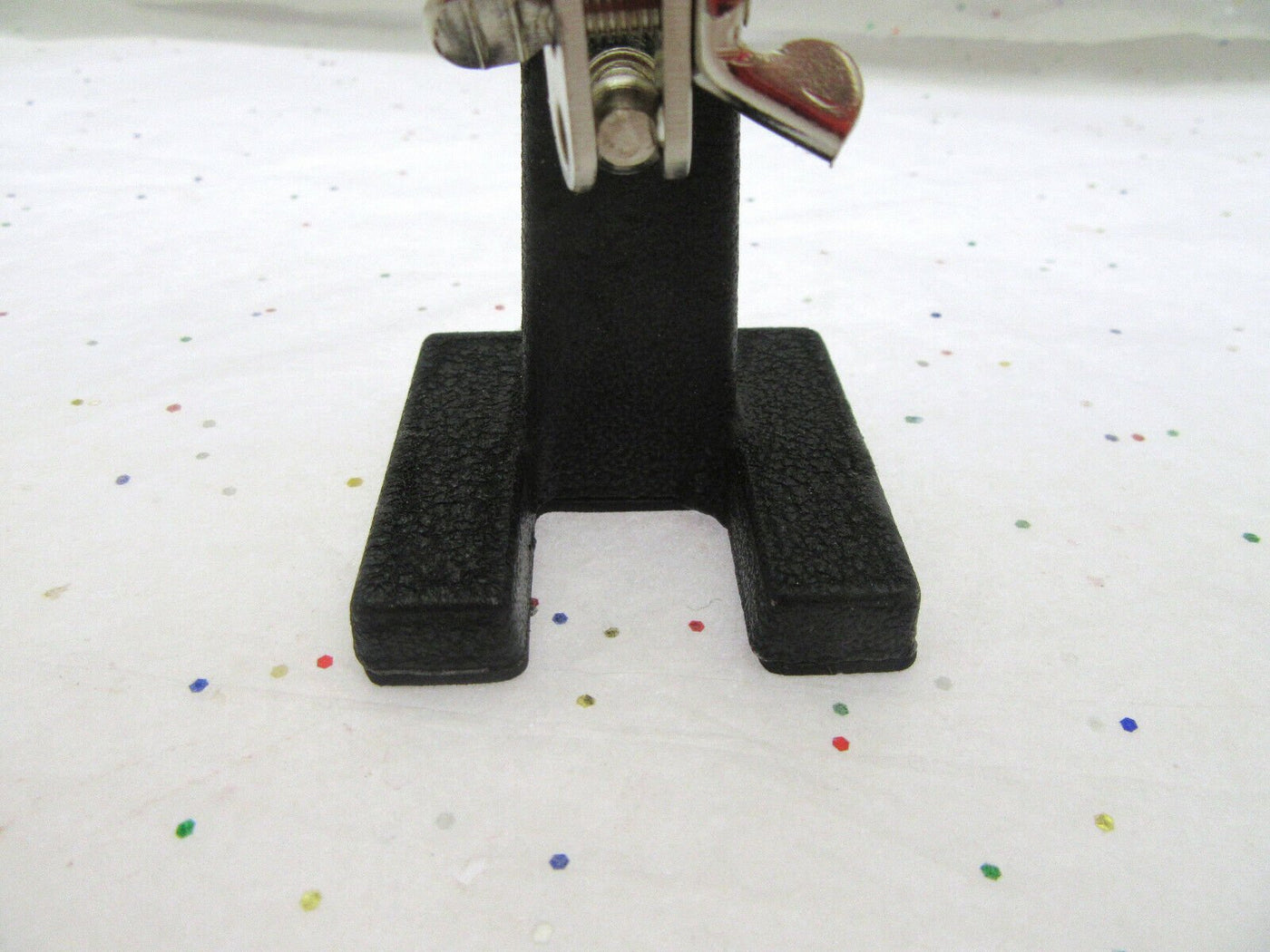 Helping Hands ~ 2  3/8" Magnification Lens ~ 2 Clamps