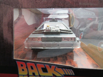 Back to the Future 3 ~ DeLorean Time Machine ~ Metals Die Cast Car ~ 1:24 BB