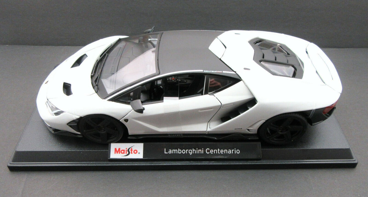 Lamborghini Centenario 2016 ~ White ~ 1:18 Metal Die Cast Car ~ Maisto