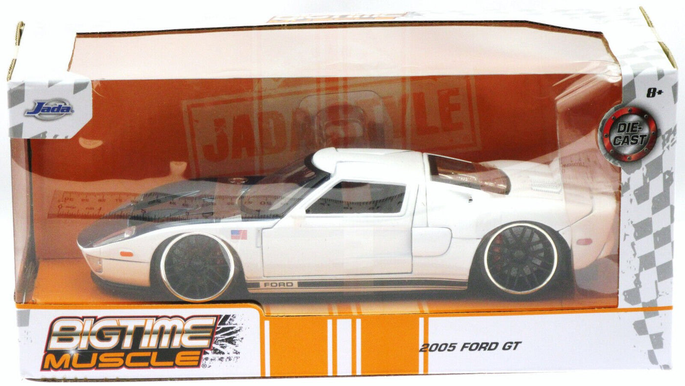 2005 Ford GT ~ Die Cast Car ~ Bigtime Muscle ~ White w/Blue Hood ~ 1:24 scale