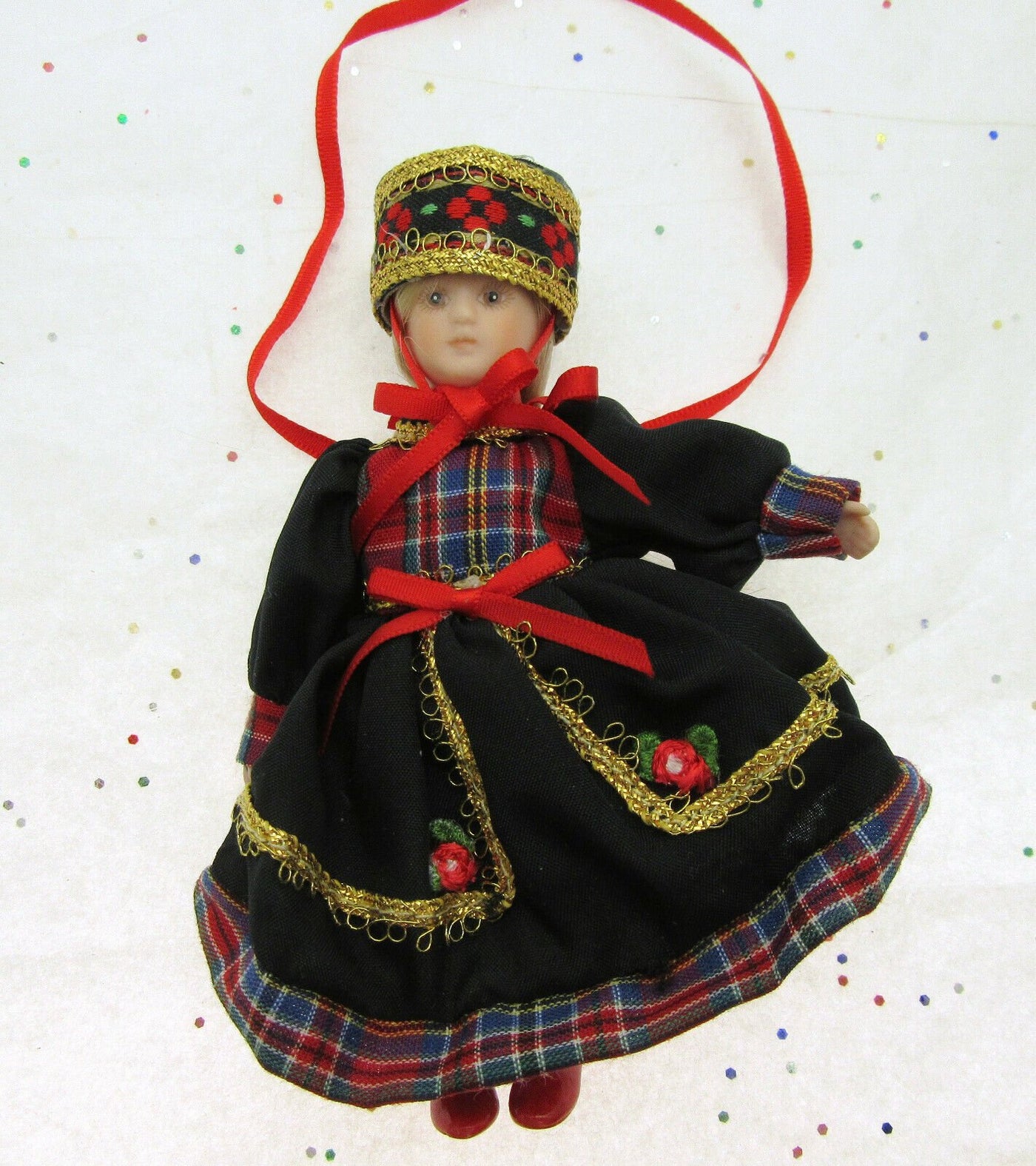 World Cultural Dolls - 9 dolls ~ Unknown